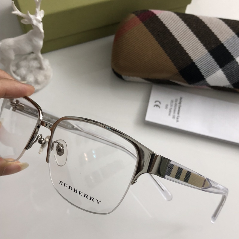 Burberry Sunglasses AAAA-084