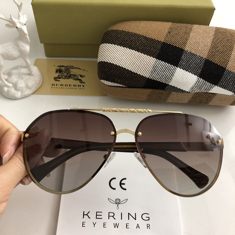 Burberry Sunglasses AAAA-090