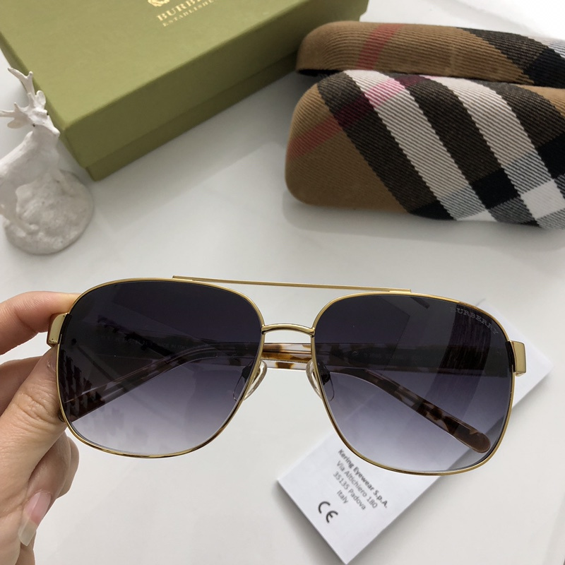 Burberry Sunglasses AAAA-108