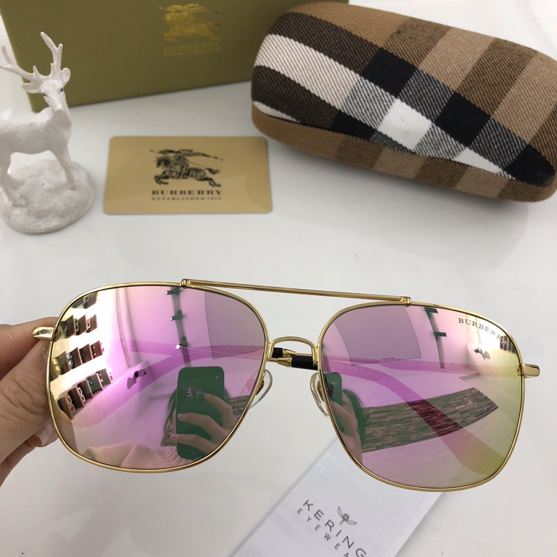 Burberry Sunglasses AAAA-124