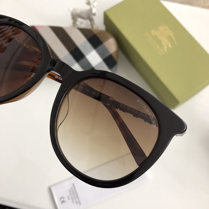 Burberry Sunglasses AAAA-139