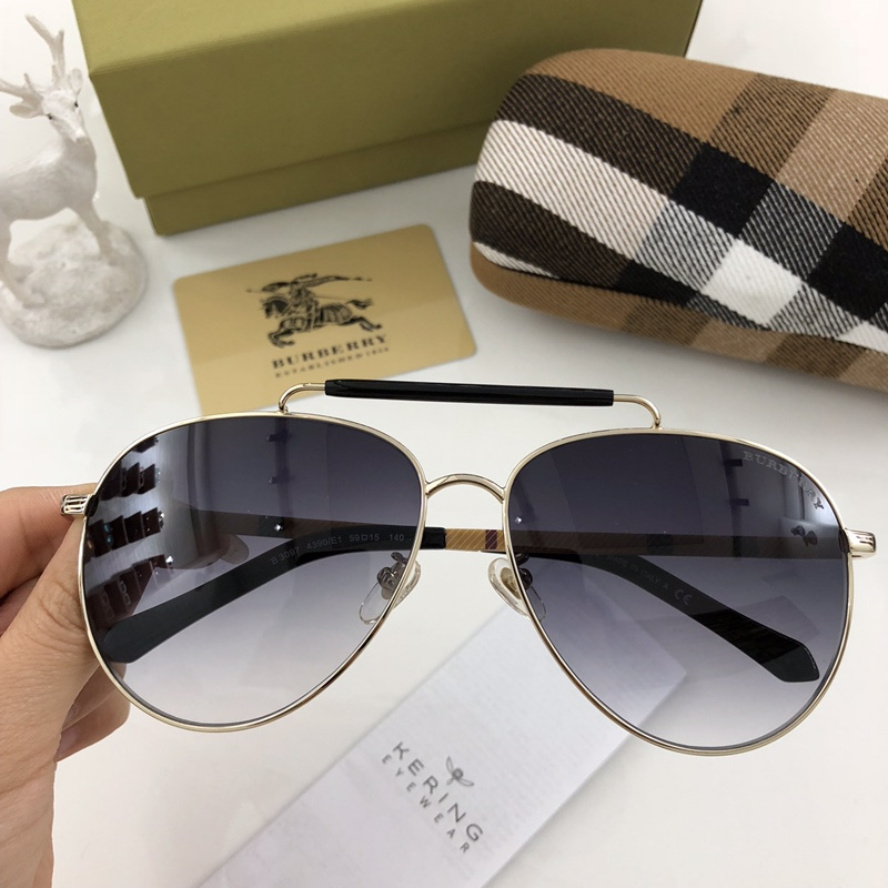 Burberry Sunglasses AAAA-154