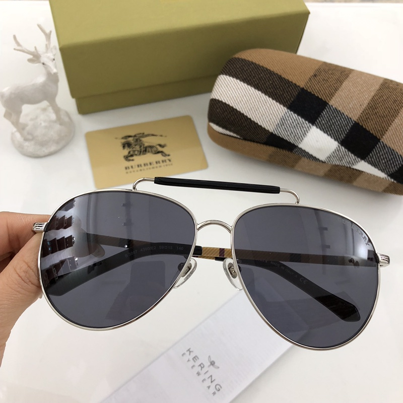 Burberry Sunglasses AAAA-156