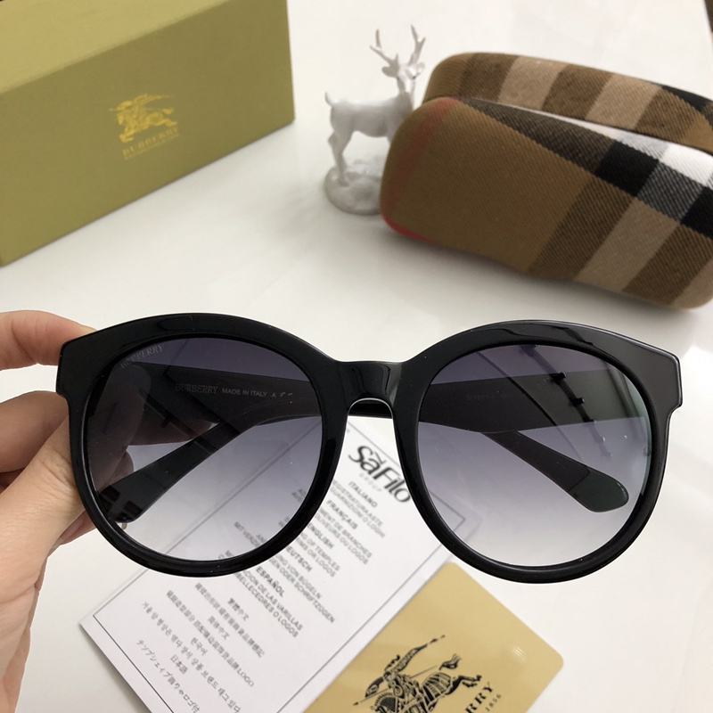 Burberry Sunglasses AAAA-162