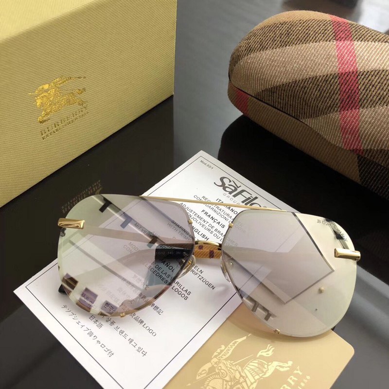 Burberry Sunglasses AAAA-172