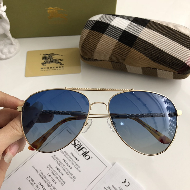 Burberry Sunglasses AAAA-178