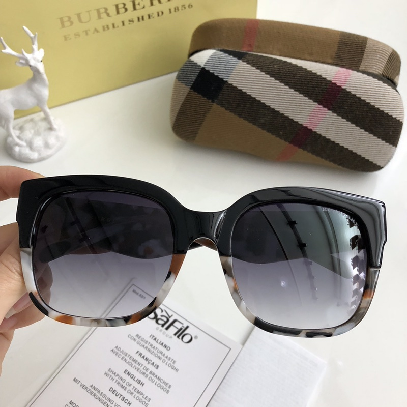 Burberry Sunglasses AAAA-189