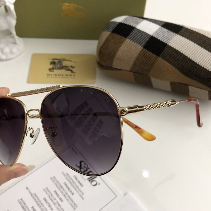 Burberry Sunglasses AAAA-206