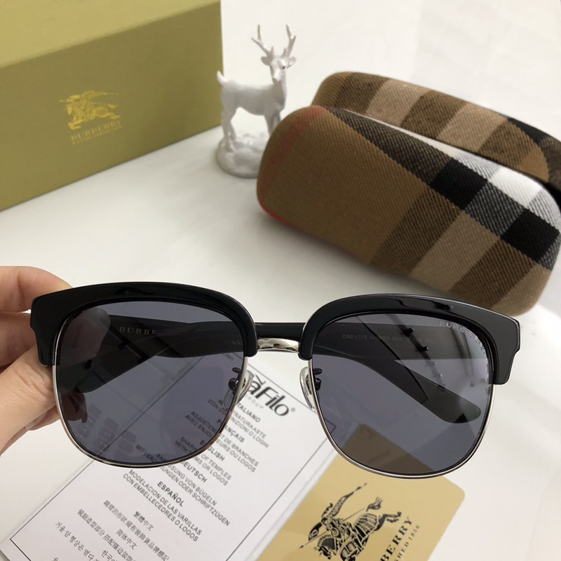 Burberry Sunglasses AAAA-210