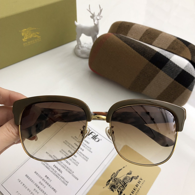 Burberry Sunglasses AAAA-211