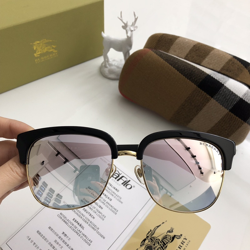 Burberry Sunglasses AAAA-214