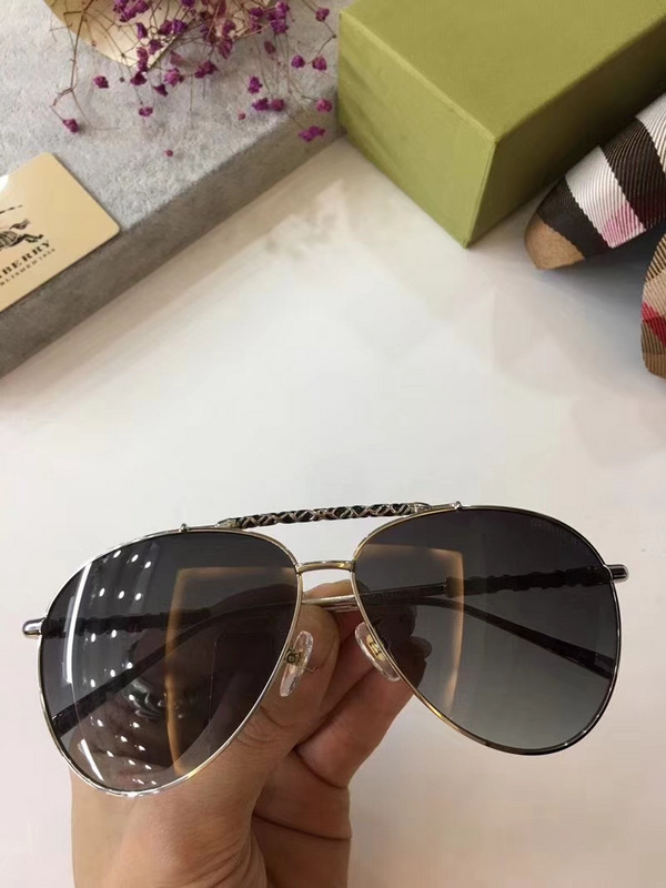 Burberry Sunglasses AAAA-218