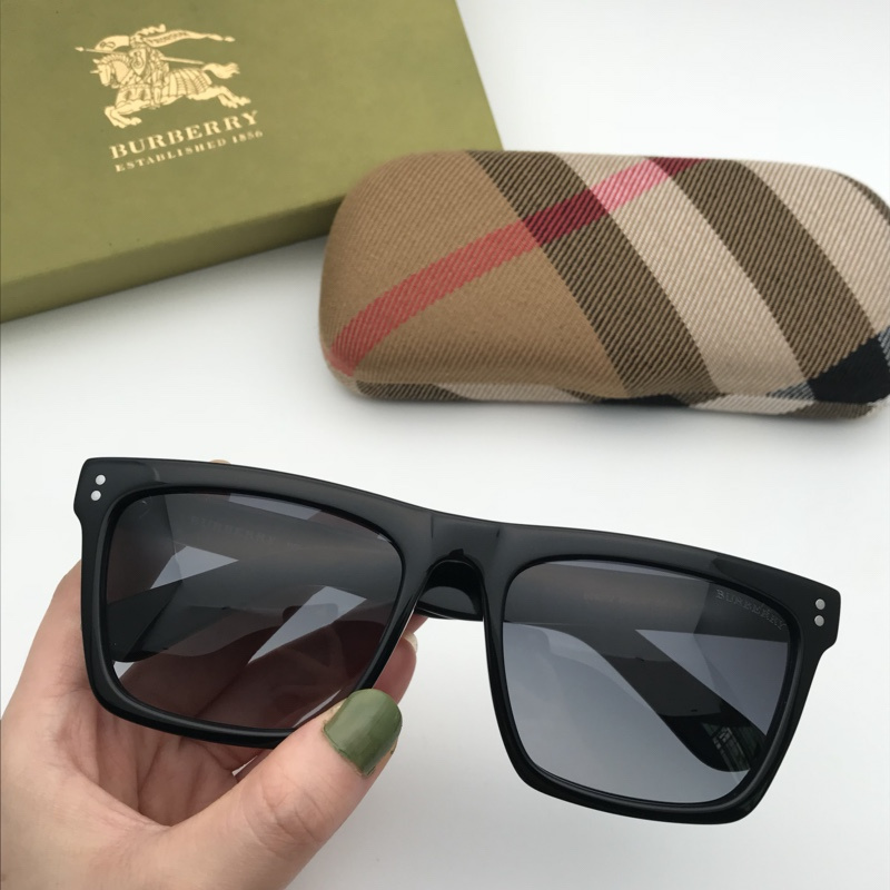 Burberry Sunglasses AAAA-233