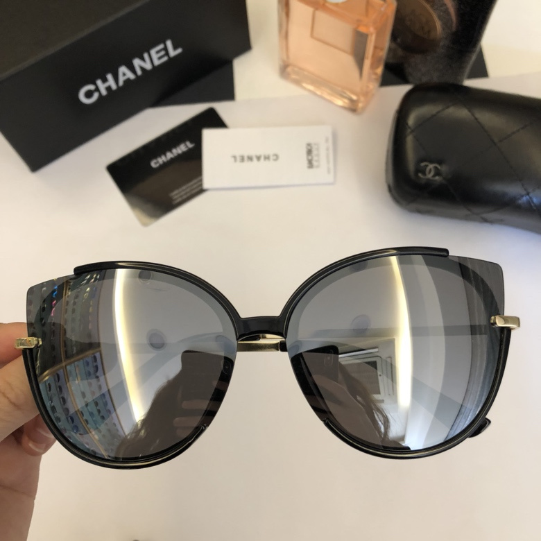 CHNL Sunglasses AAAA-044