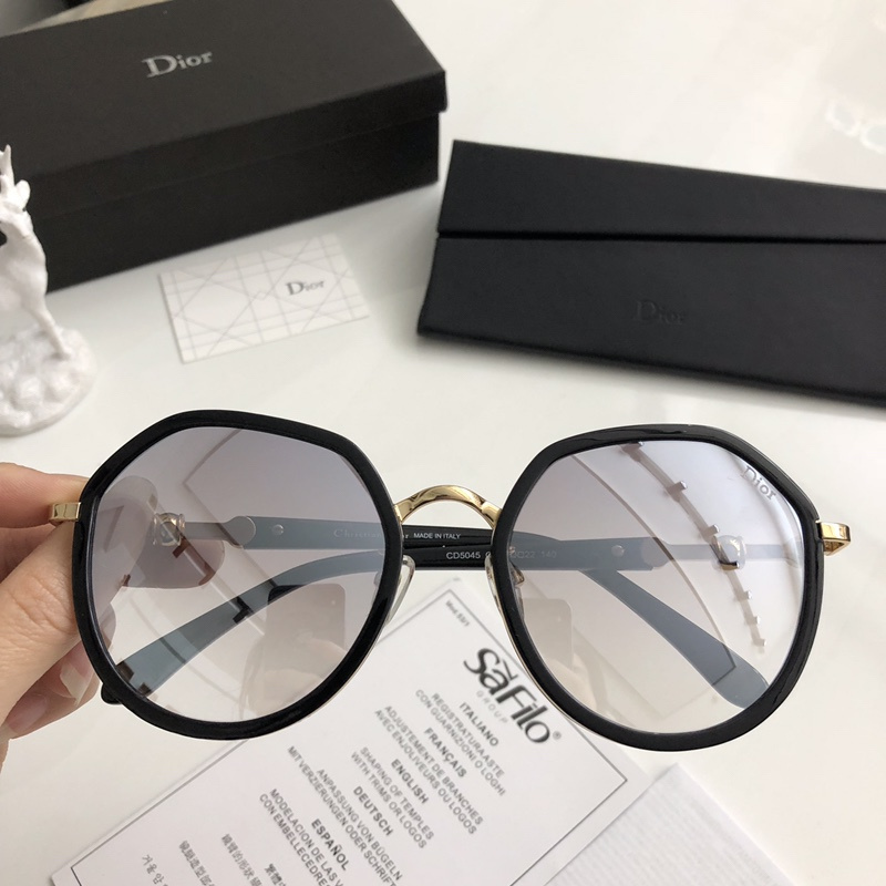 CHNL Sunglasses AAAA-1011