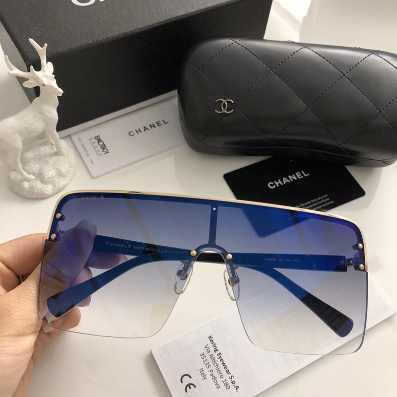 CHNL Sunglasses AAAA-1052