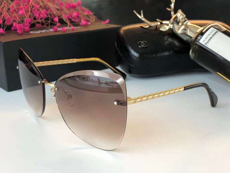 CHNL Sunglasses AAAA-112