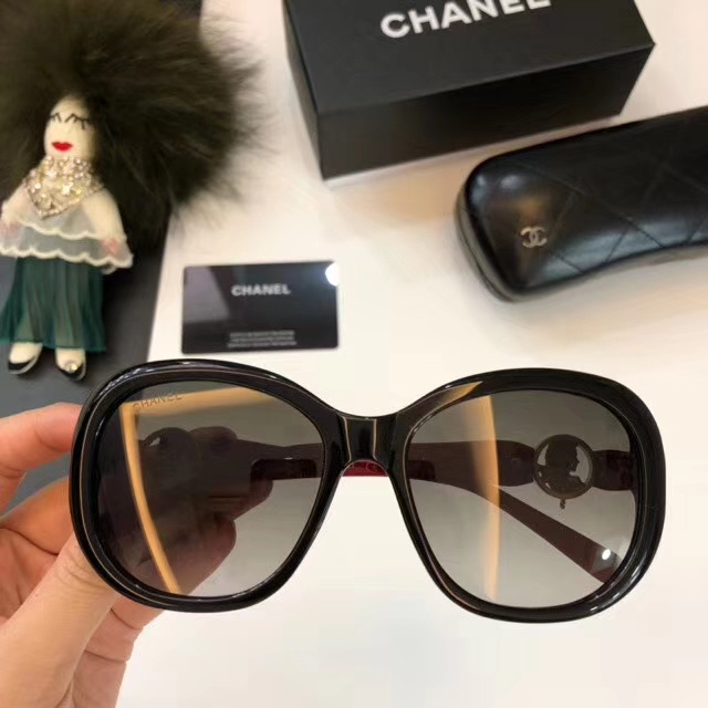 CHNL Sunglasses AAAA-158