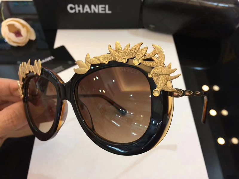 CHNL Sunglasses AAAA-193