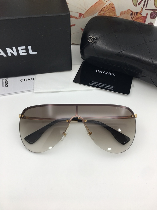 CHNL Sunglasses AAAA-219