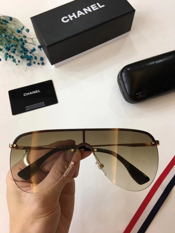 CHNL Sunglasses AAAA-221