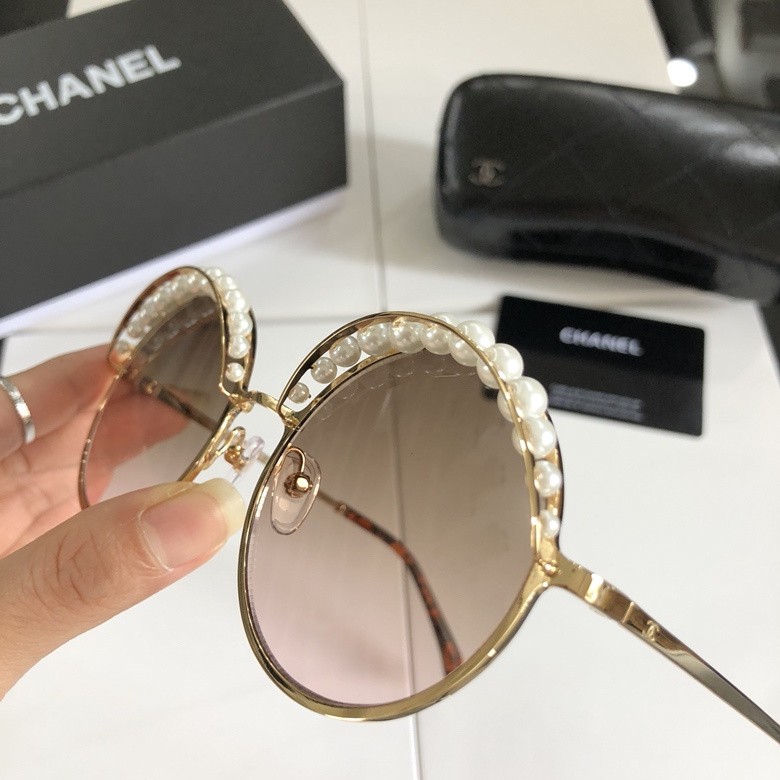 CHNL Sunglasses AAAA-243