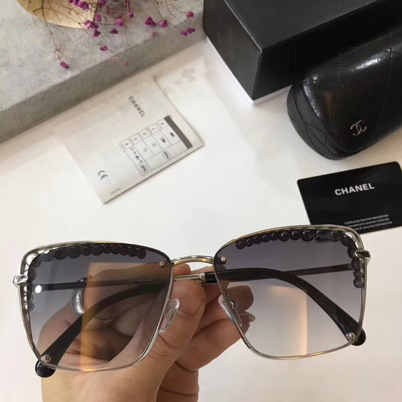 CHNL Sunglasses AAAA-259