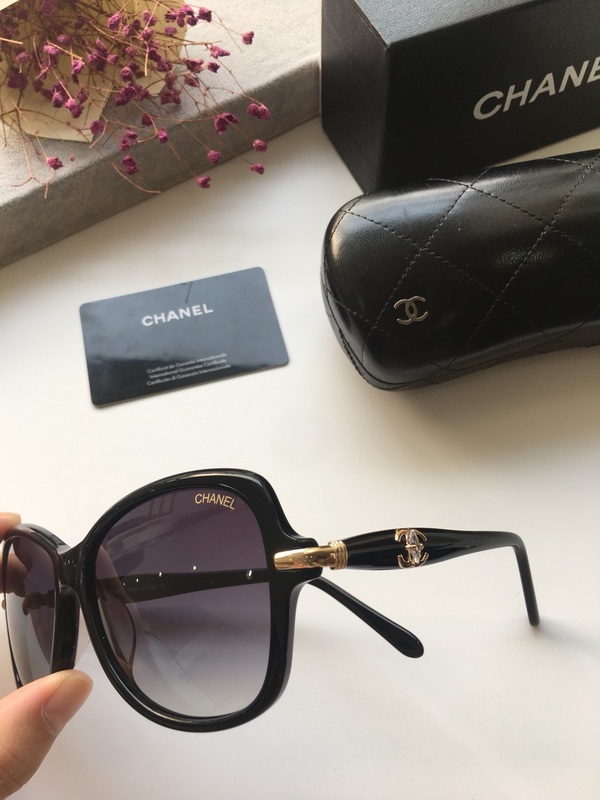 CHNL Sunglasses AAAA-309