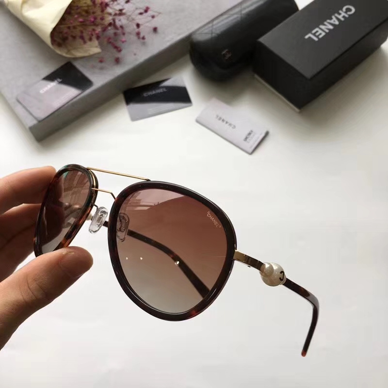 CHNL Sunglasses AAAA-323