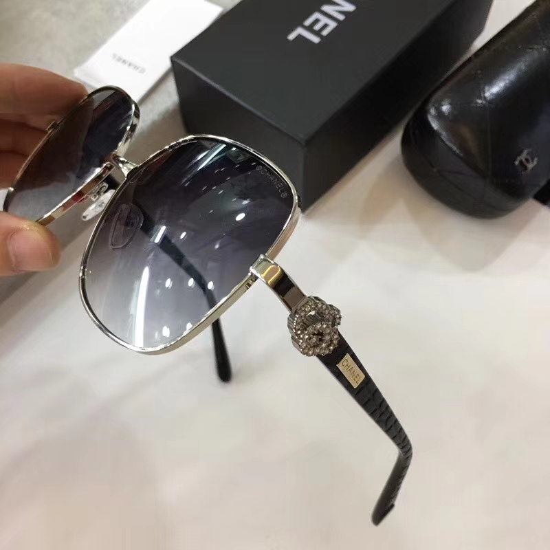 CHNL Sunglasses AAAA-353