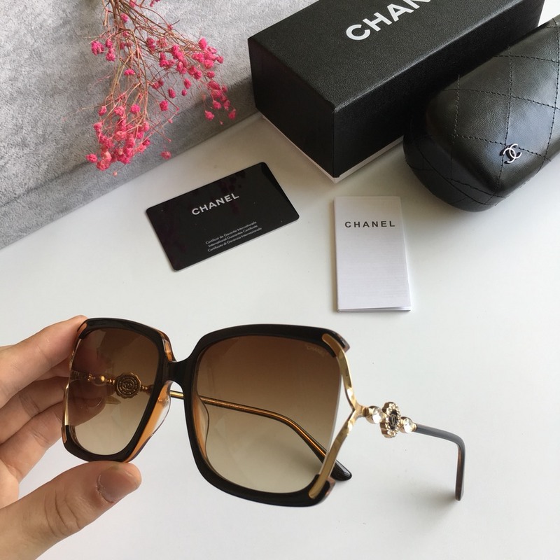 CHNL Sunglasses AAAA-361