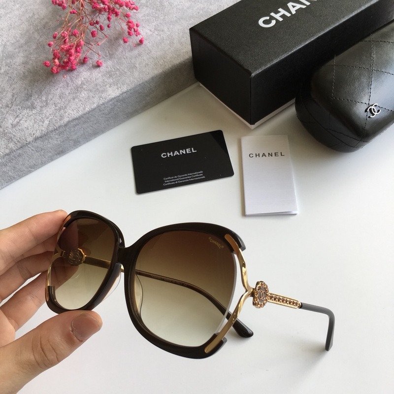 CHNL Sunglasses AAAA-366