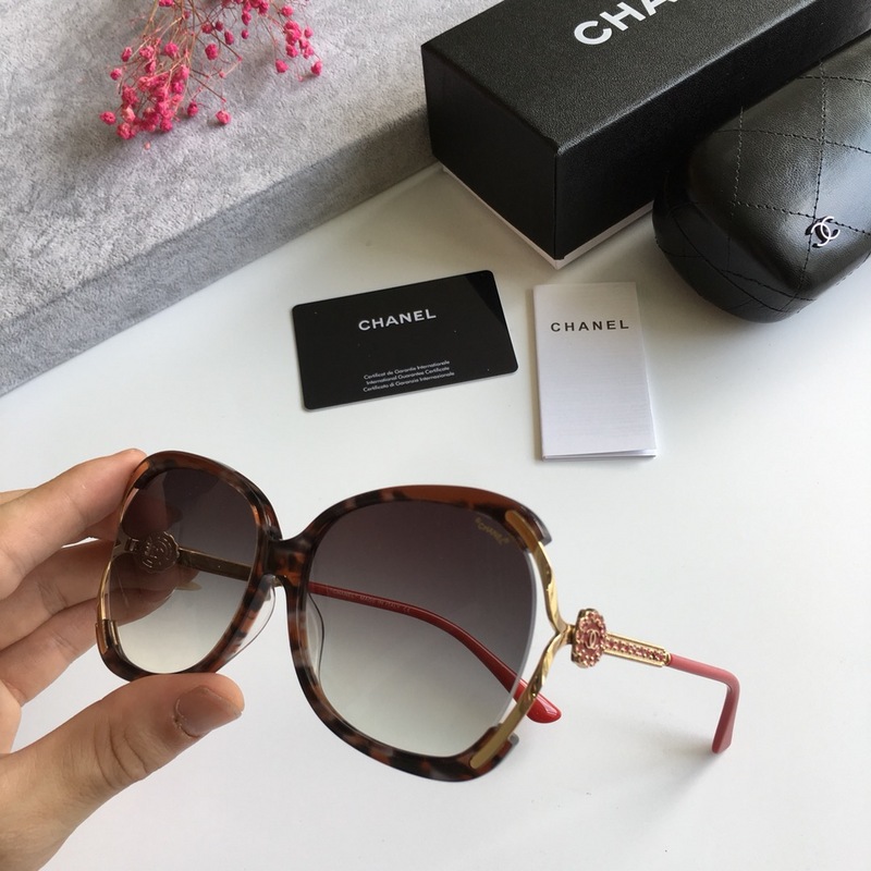 CHNL Sunglasses AAAA-368