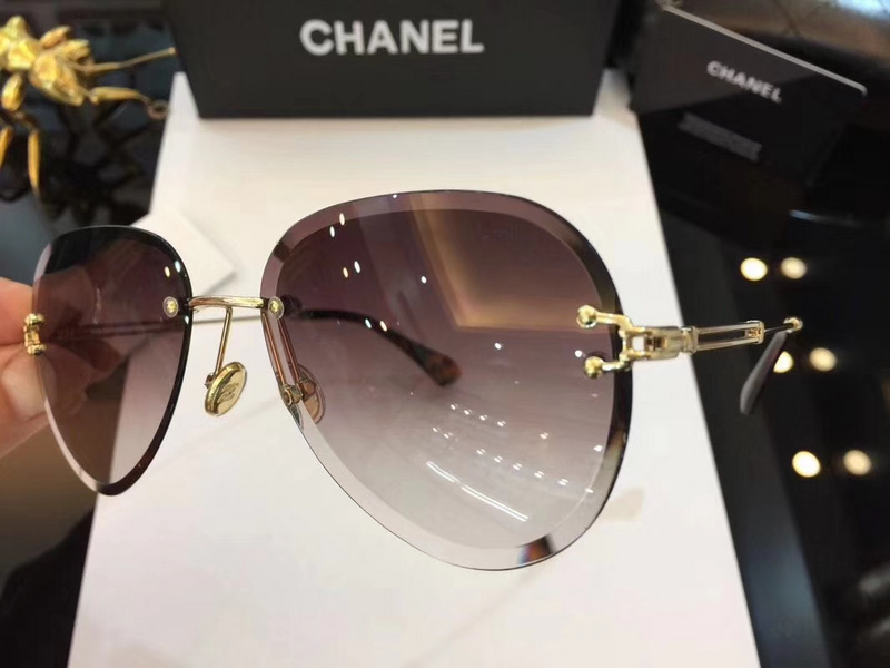 CHNL Sunglasses AAAA-384