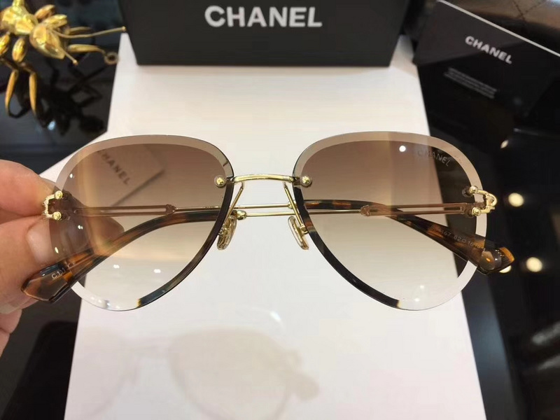 CHNL Sunglasses AAAA-386