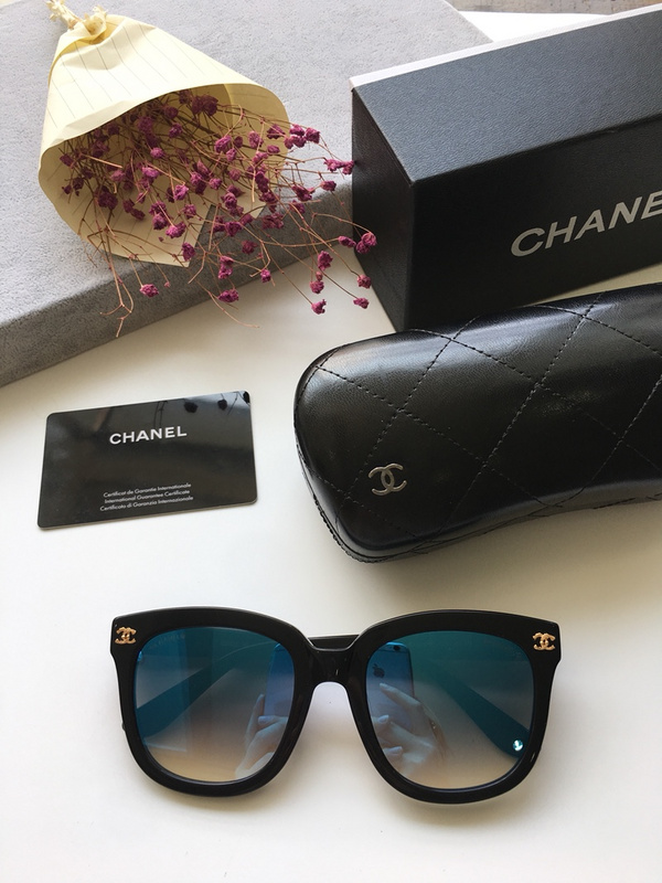 CHNL Sunglasses AAAA-477