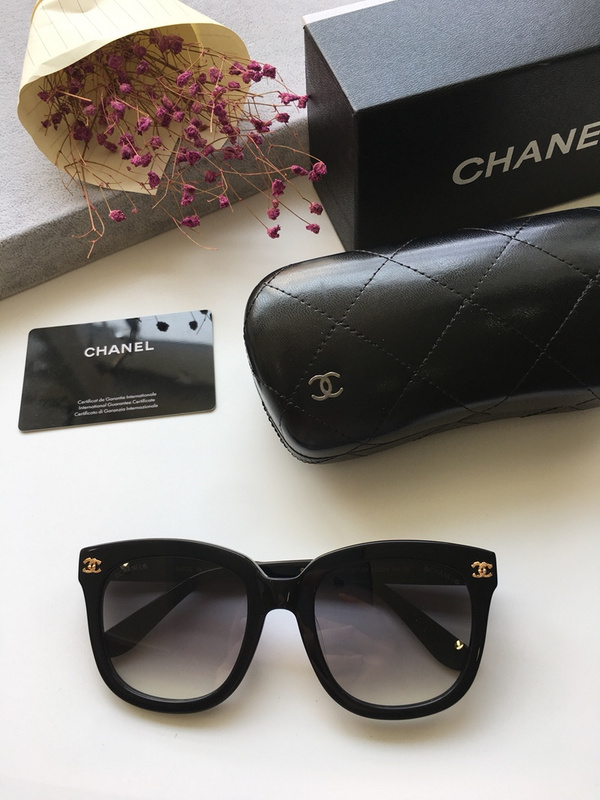 CHNL Sunglasses AAAA-479