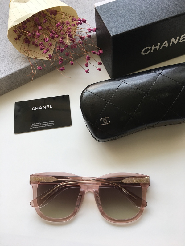 CHNL Sunglasses AAAA-481