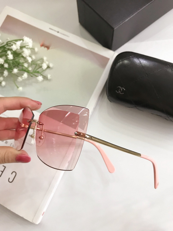 CHNL Sunglasses AAAA-487