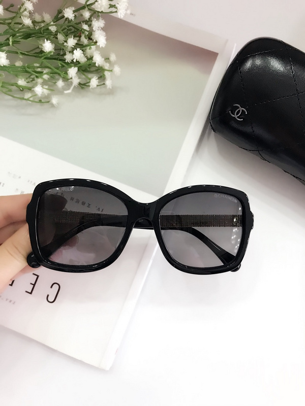 CHNL Sunglasses AAAA-493