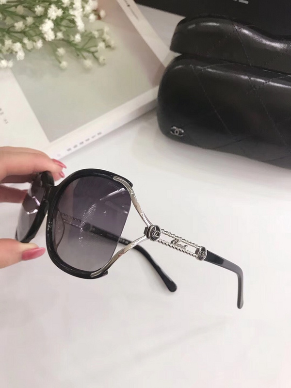 CHNL Sunglasses AAAA-504