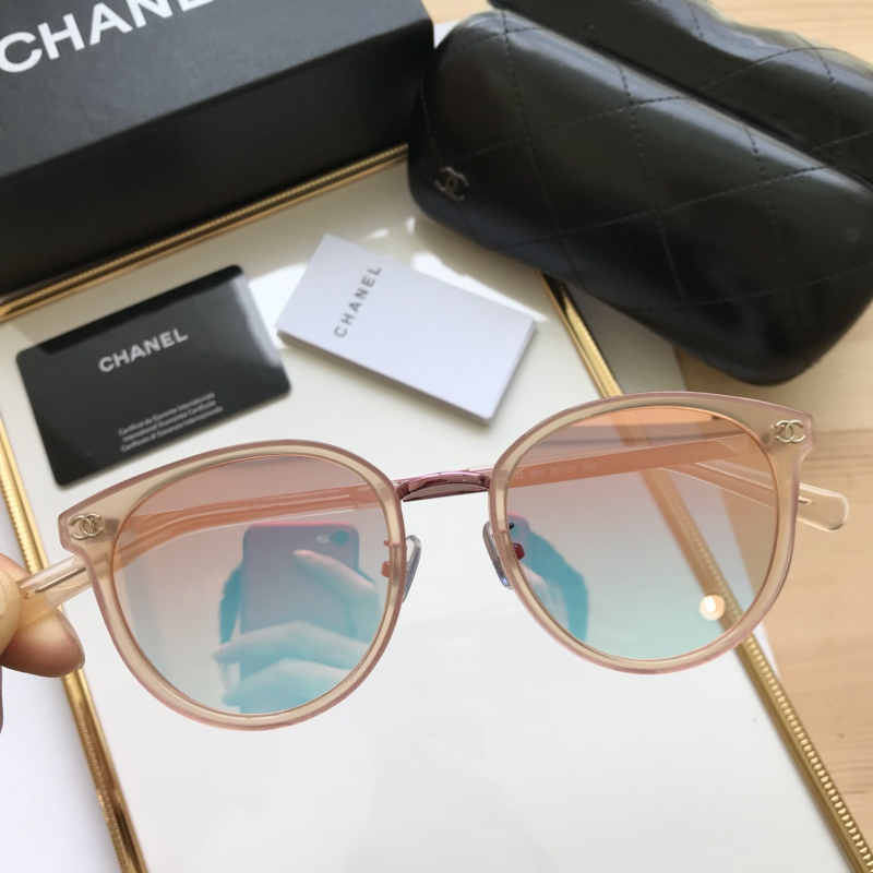 CHNL Sunglasses AAAA-528