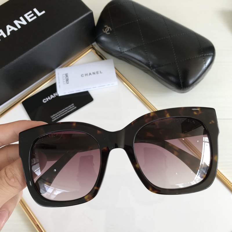 CHNL Sunglasses AAAA-552