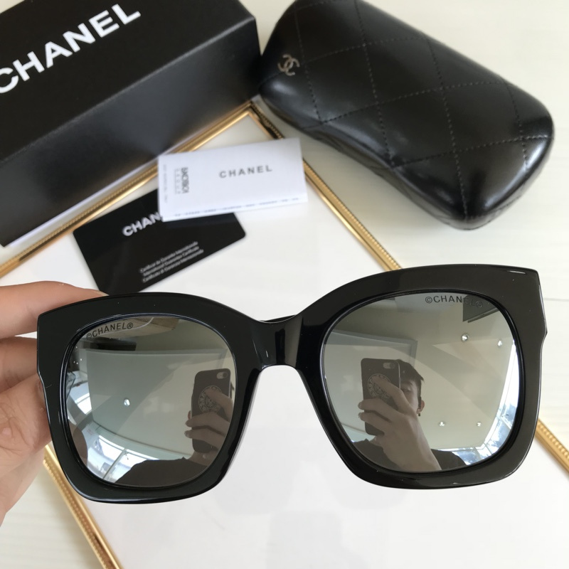 CHNL Sunglasses AAAA-554