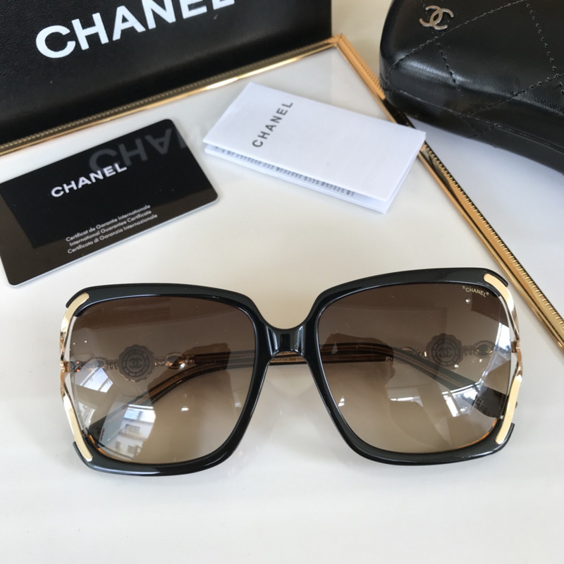 CHNL Sunglasses AAAA-557