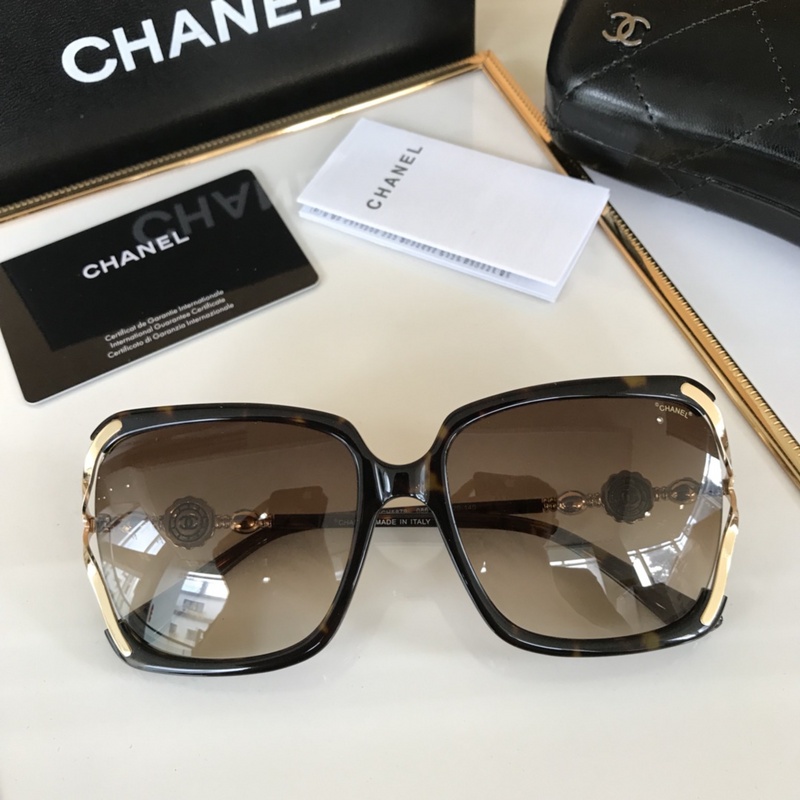 CHNL Sunglasses AAAA-558