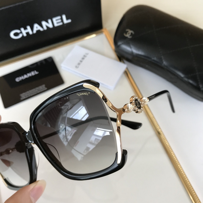 CHNL Sunglasses AAAA-560