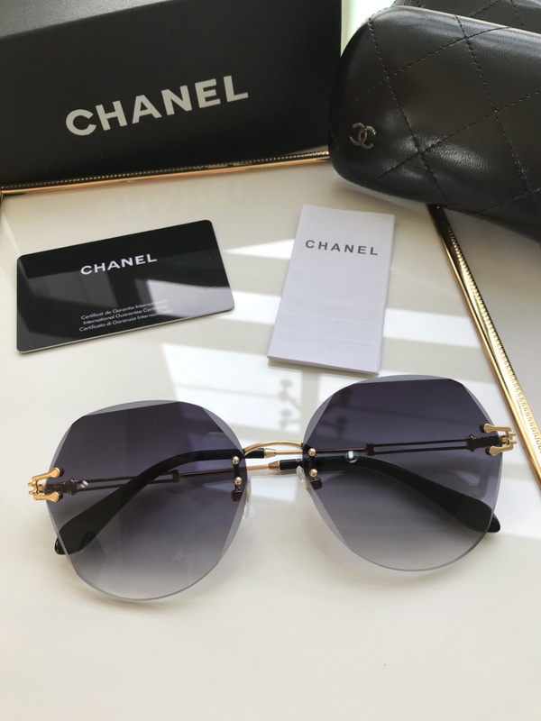 CHNL Sunglasses AAAA-584