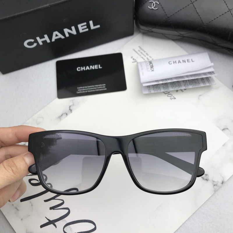 CHNL Sunglasses AAAA-607