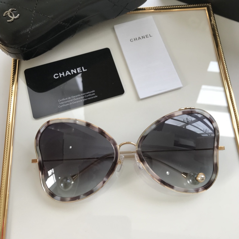 CHNL Sunglasses AAAA-646